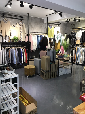 慕斯服飾店 打造時尚生活，引領(lǐng)零售新風(fēng)尚